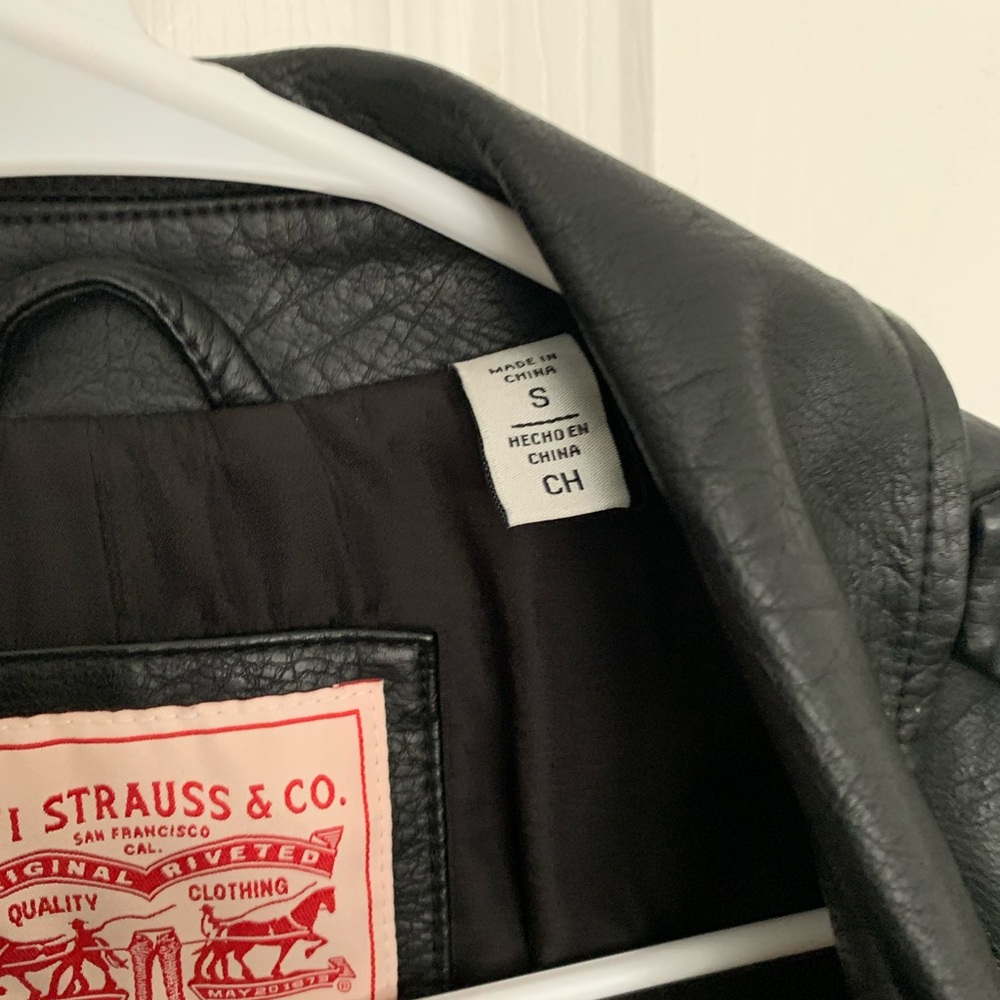 Levis Jacket - image 3